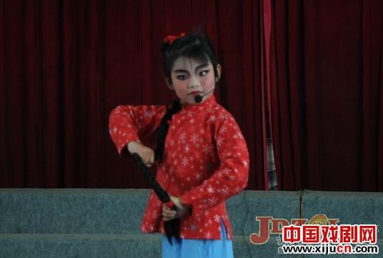 景德镇老年大学京剧粉丝协会举办音乐会庆祝7月1日京剧
