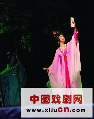 大型历史京剧《雪桃》首次在淄博剧院演出，有1000多名京剧爱好者观看。
