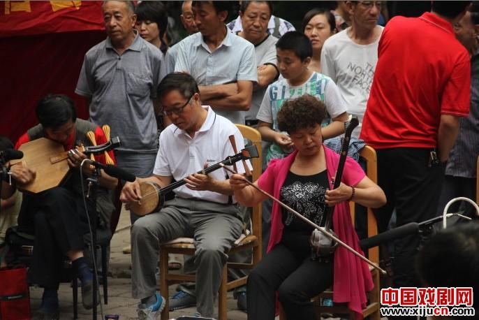 山西省戏剧研究会玩伴协会7月1日举行庆祝演出
