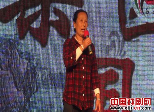 北京评剧票友在刘现庄集团演出