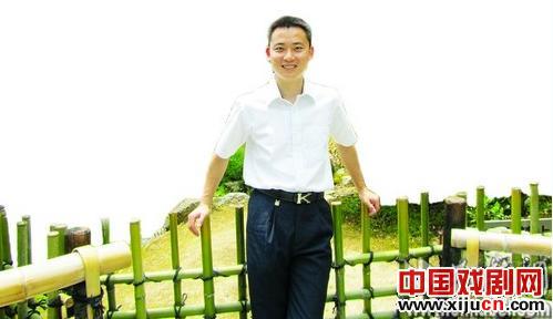 王明，80后的晚辈
