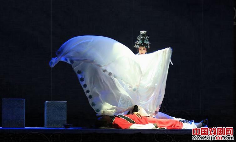 评剧《榆钱谣》