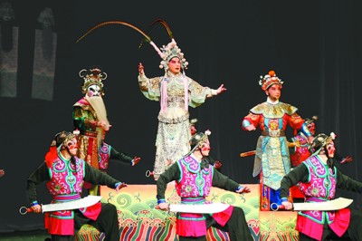 惠晶剧院的《惊魂记》惊人地出现在“瓦尔纳之夏”国际戏剧节上
