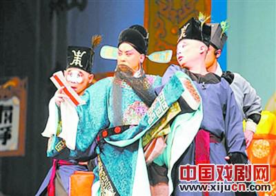 沈阳北京剧院上演了一部新的历史剧《哈利·贝贤》。
