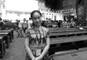 晨报资深记者张克在人民大会堂演唱京剧
