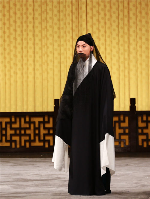 京剧《奇怨》中的李波扮演刘世昌
