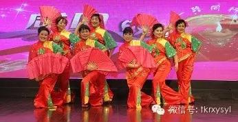 胶东秧歌《谁不说俺家乡好》