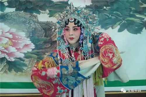 平谷大舞台系列精彩表演——北京云水和顺评剧团“御妹三景”和“卷筒垫鼓”
