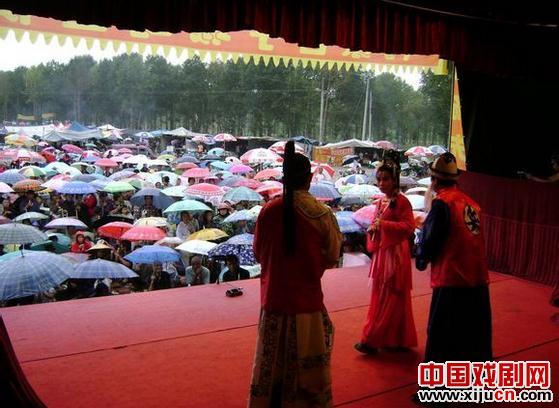 宁城县乌兰牧骑评剧团