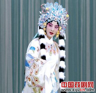 2012年，为迎接春节，国家京剧剧院上演了经典剧目《月亮喜归汉》。
