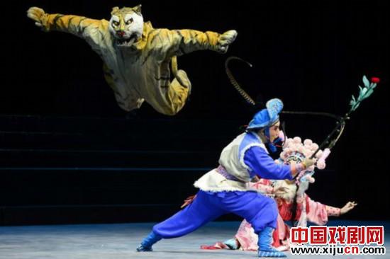浙江京剧团的最后一部戏剧《飞虎将军》首演
