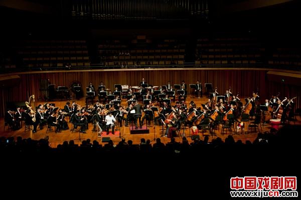 北京胡百年“沁源、清源”赵建华北京胡表演音乐会在国家大剧院上演
