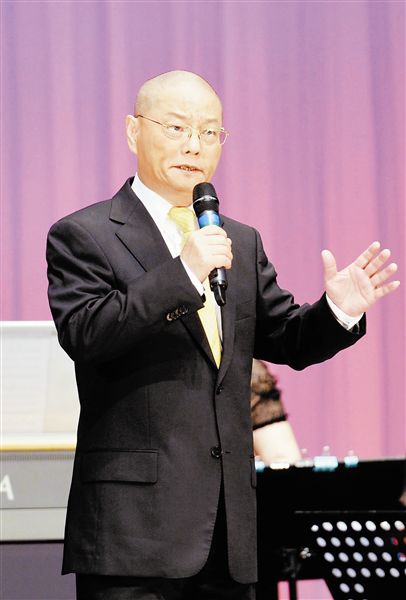 梅花奖获得者邓沐玮演唱《智取威虎山》选段。
