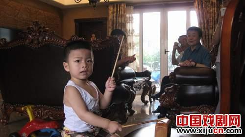 唐·陈迪:花家文化上的皮肤与黄色情结
