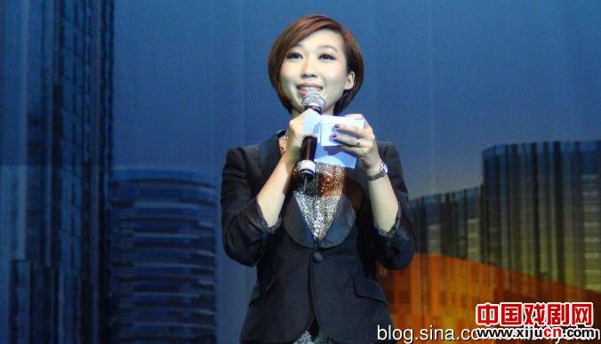 评剧《社区人家》