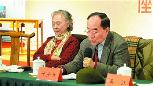 为了挽救和保护京剧，我们必须争分夺秒。
