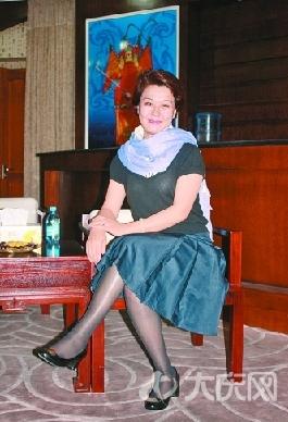 迟小秋说:“大庆京剧的发展让人刮目相看！”
