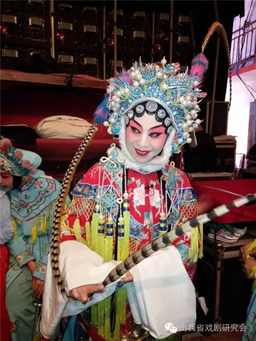 晋剧《芦花河》饰樊梨花