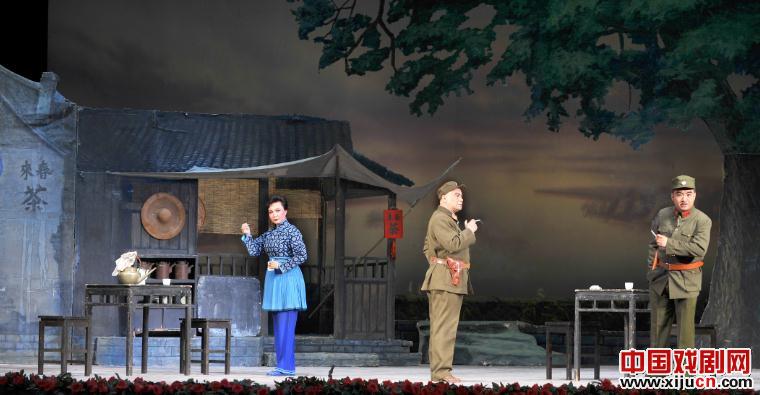 京剧《沙家浜》北京歌剧院纪念学院成立35周年

