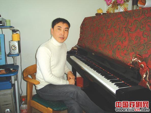 著名京剧男旦李俊昊
