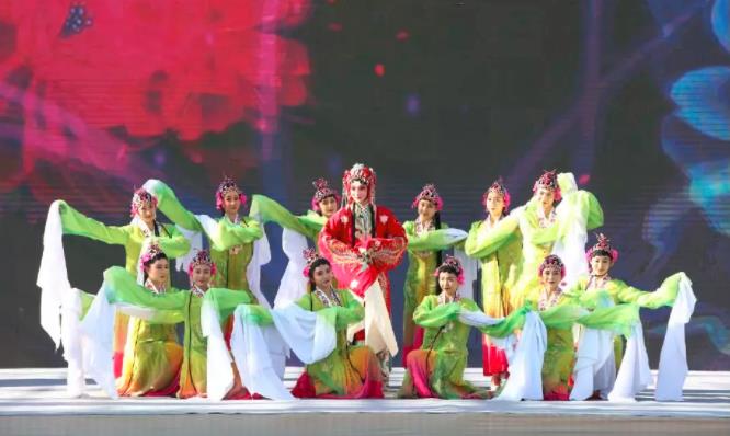 2018中国戏曲文化周闭幕式暨“小悦杯”京剧选拔赛颁奖仪式举行
