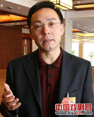 余奎志:京剧青年演员和青年观众损失惨重
