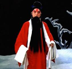 余奎芝和李胜素主演了新京剧《满江红》
