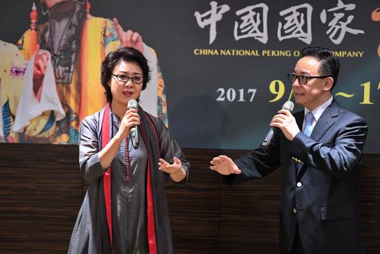 京剧大师俞奎志的两岸爱情
