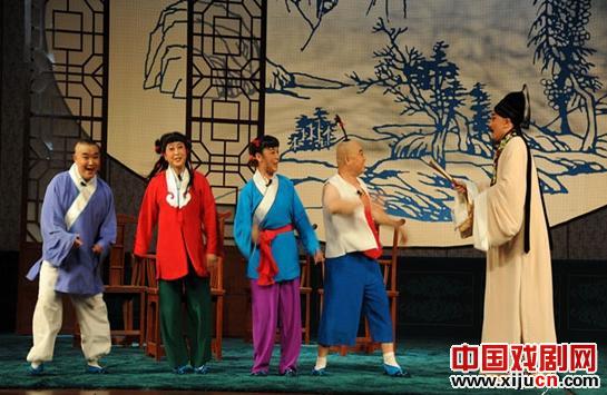 评剧《金莲三寸》