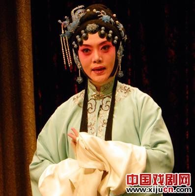 著名的传统平剧《孔雀东南飞》25日在梅兰芳大剧院上演。

