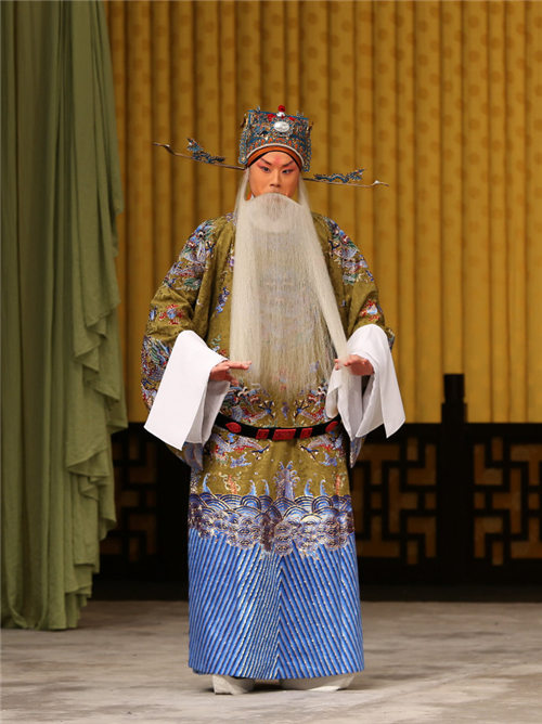 京剧《龙凤呈祥》蓝天饰演乔玄