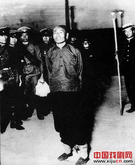东北抗日义勇军首领邓铁梅遭日军逮捕
