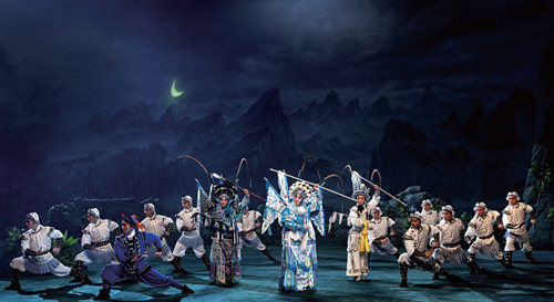 中国国家京剧剧院的经典戏剧《青年男女》在利物浦首映。
