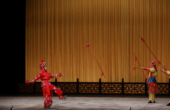 京剧《虹桥赠珠》冯蕴