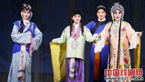 民族艺术走进校园活动——京剧专场
