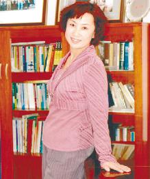 沈阳京剧院副导演李静雯:责任大于游戏
