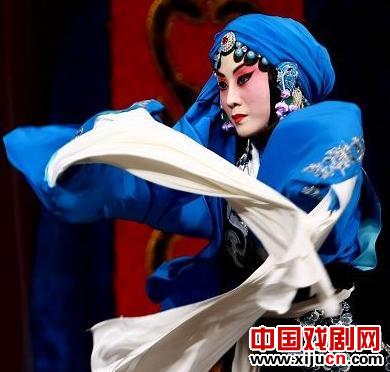 张丁火:不再迷恋京剧，但仍然要求很高
