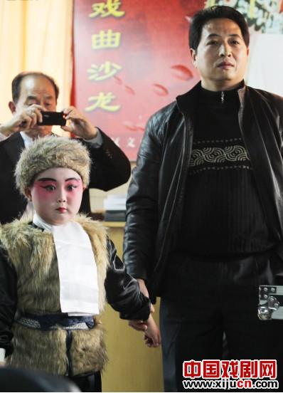 九岁的宋斌享受着中国艺术精髓的“盛宴”
