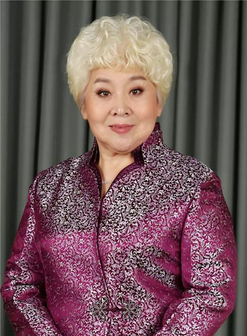 京剧表演艺术家尚慧敏为音乐会做了特别预演
