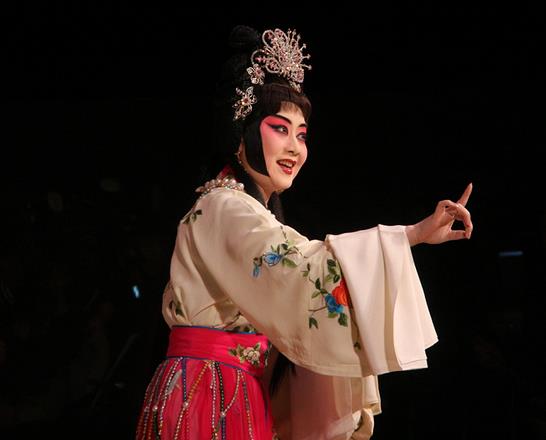 京剧《丝路长城》李胜素饰演柳娘