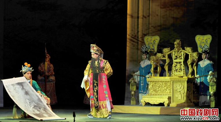 京剧《最后一笔》北京歌剧院纪念医院成立35周年演出
