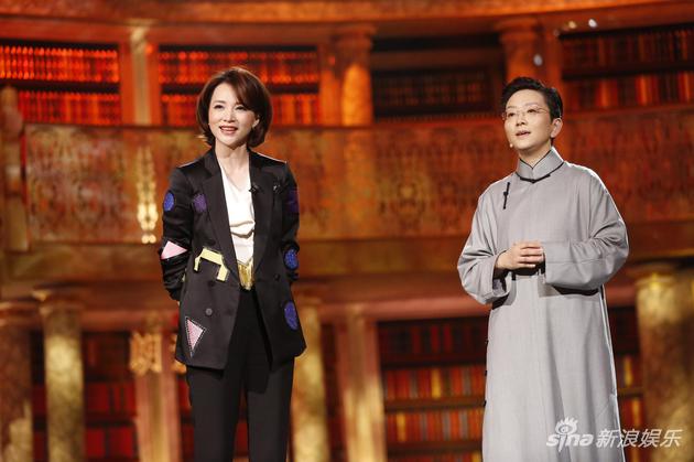 董卿称赞著名京剧演员王佩瑜:玉佩，她是个有才华的女人
