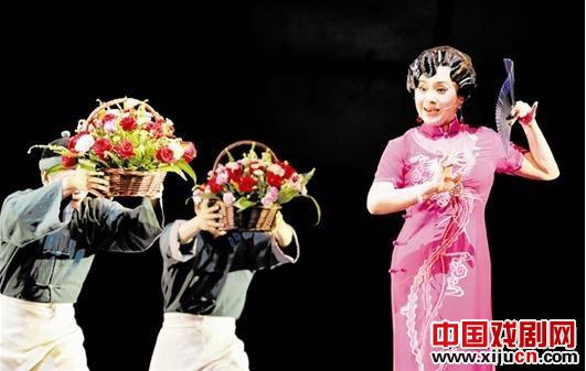 刘紫薇凭借中国京剧《水上灯》赢得了“第二枚李子”

