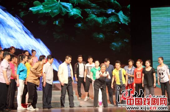 舞台情景剧《赶考路上》