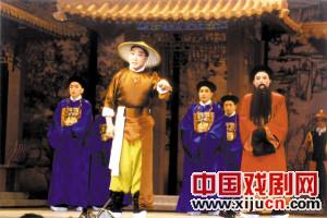 “刘总理罗国”唱得更津津有味。
