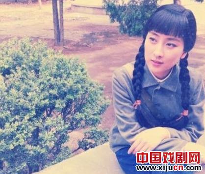 电视剧《火焰》讲述了当地京剧团的生存和变迁。
