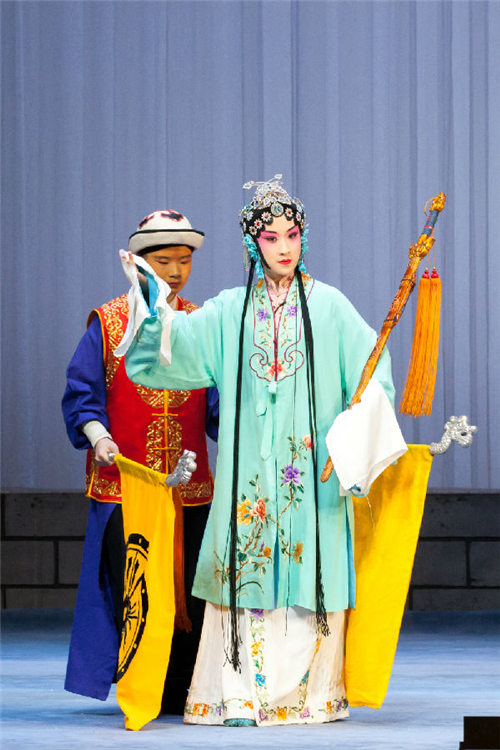 民谣《临江一号》的青年版将在中国大剧院上演。
