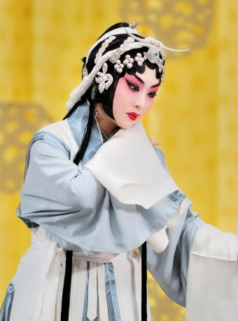 京剧《秦香莲》今天在长安大剧院上演。
