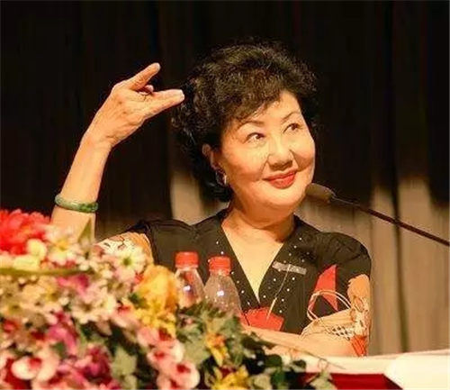 京剧演员孙毓敏参观“五大湖公约”
