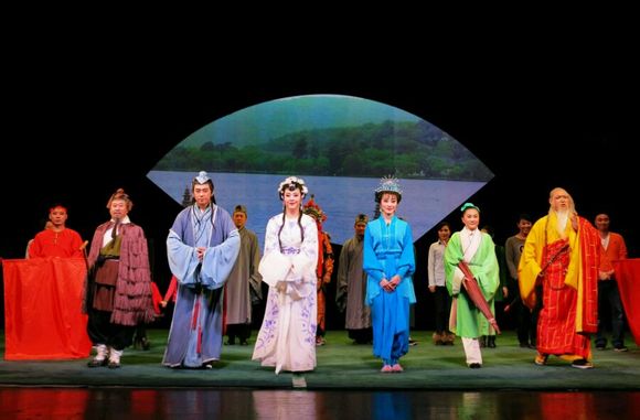 中国评剧院演出评剧《白蛇传》